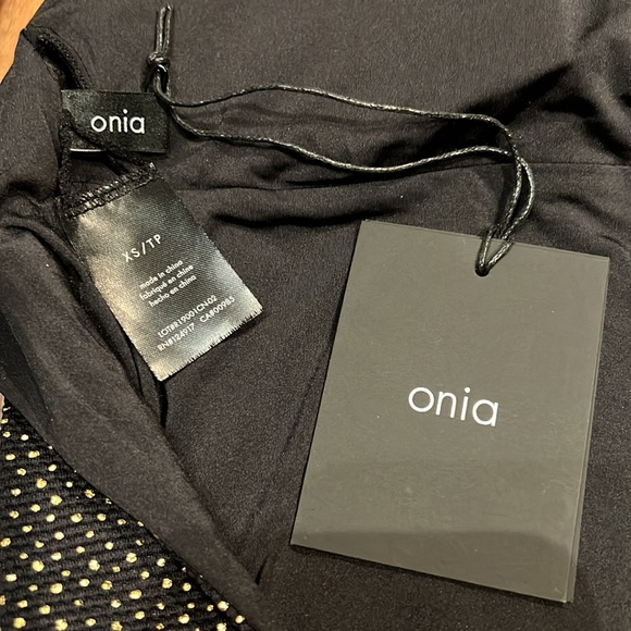 Onia Ginny One Piece - Picture 13 of 15